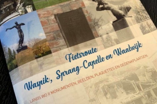 boekje van fietsroute langs WOII-gedenkplaatsen in gemeente Waalwijk